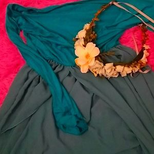 Beautiful Maternity Photo Dress & flower headband